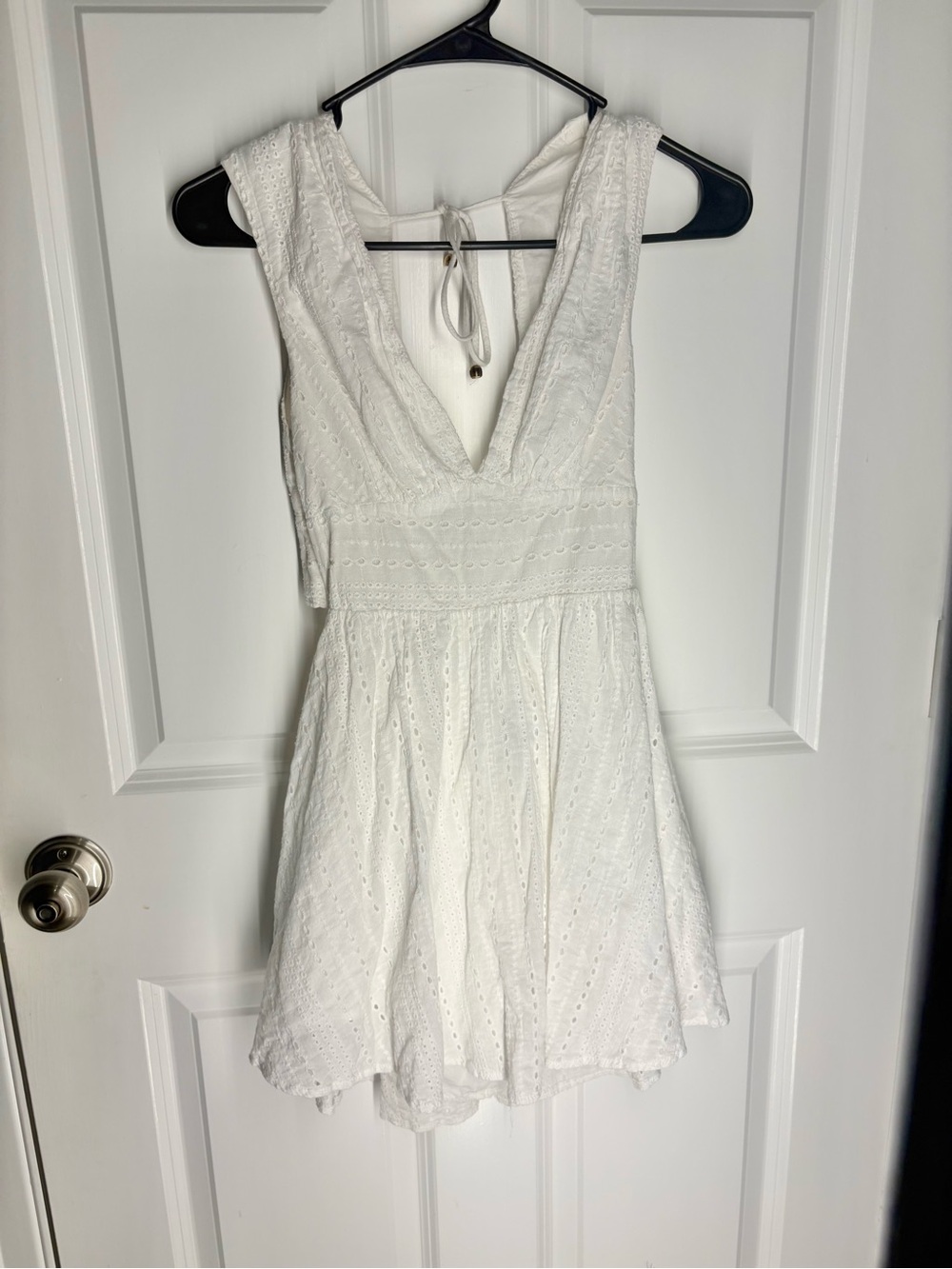 Boho Beachy Resortwear Babydoll Hello Molly V-Neck Backless Mini Dress